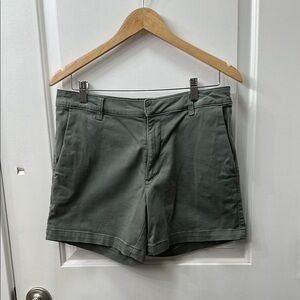 Banana Republic Green Bermuda Shorts Tailored Cotton Blend